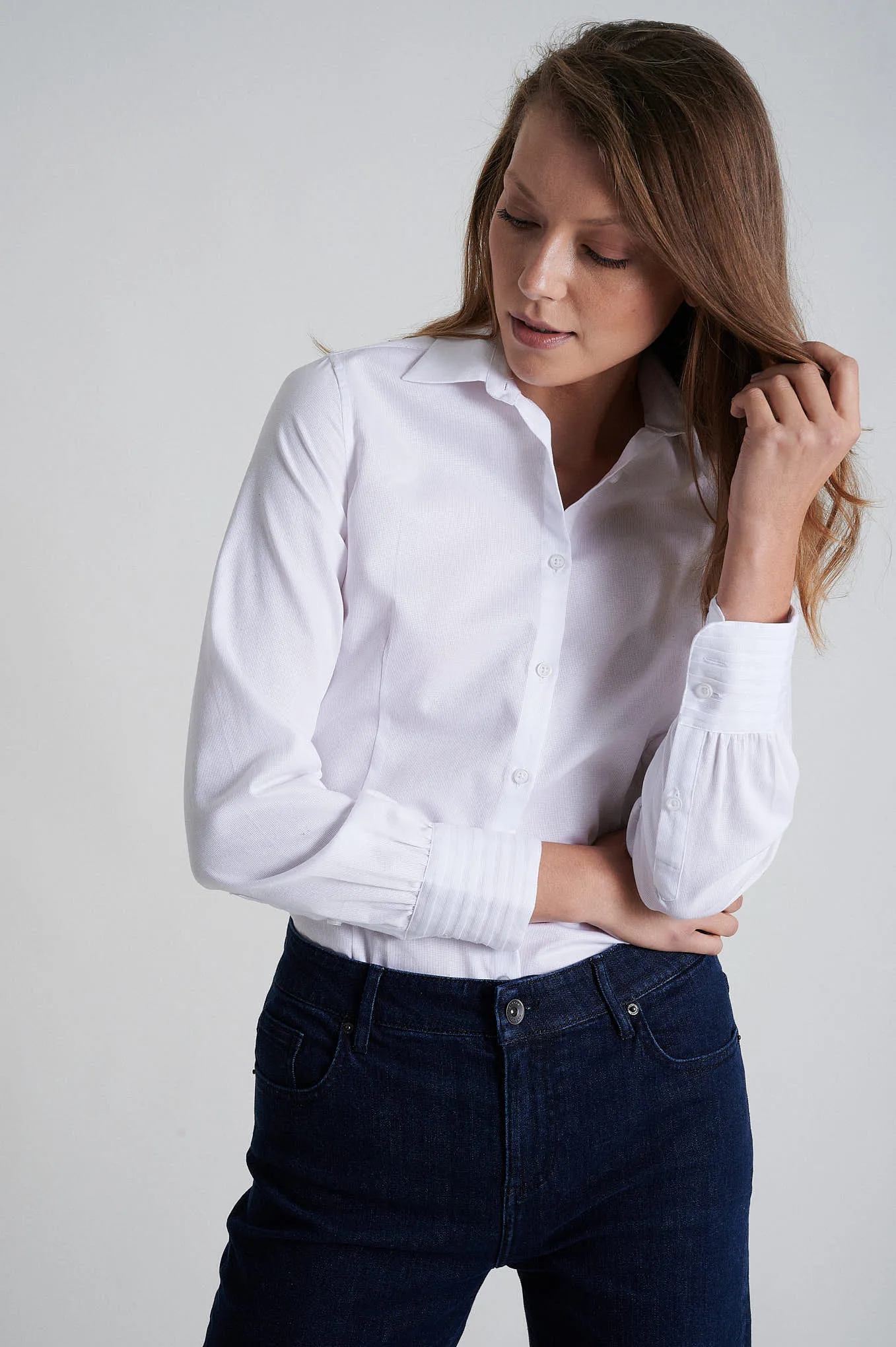 100% cotton shirt with pintucks cuffs