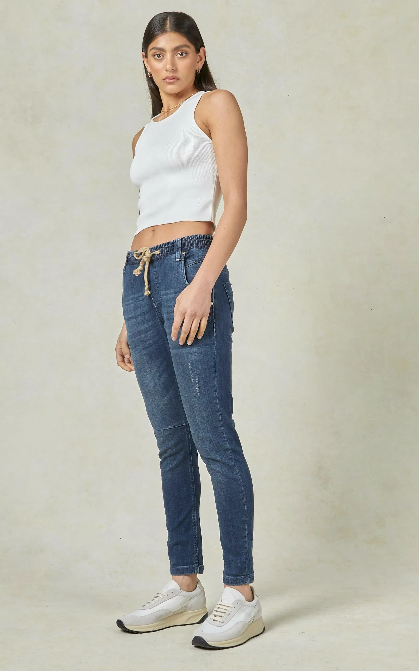 Active Classic Ankle Length Jeans