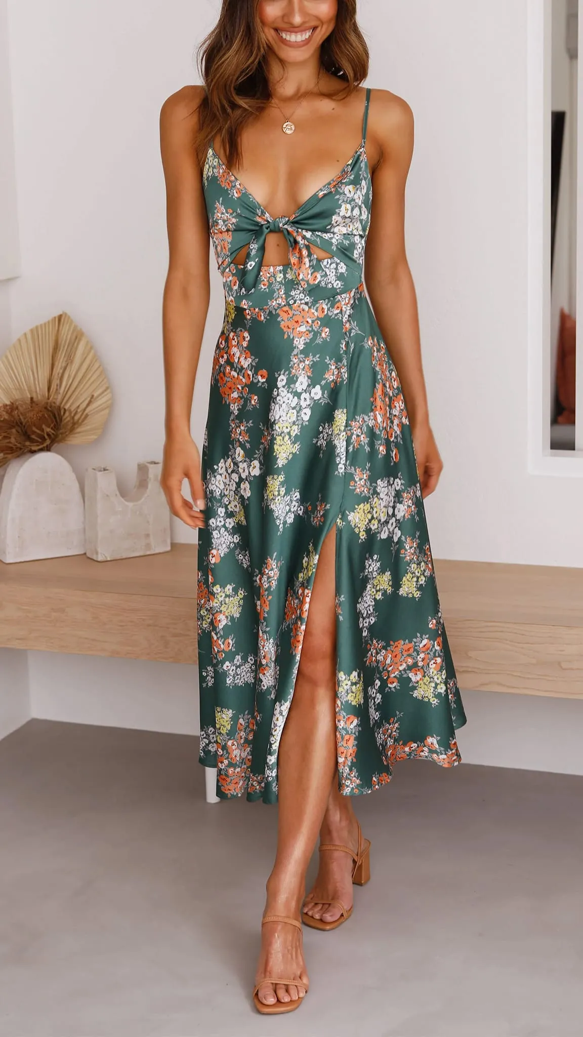 Arnia - Elegant floral dress