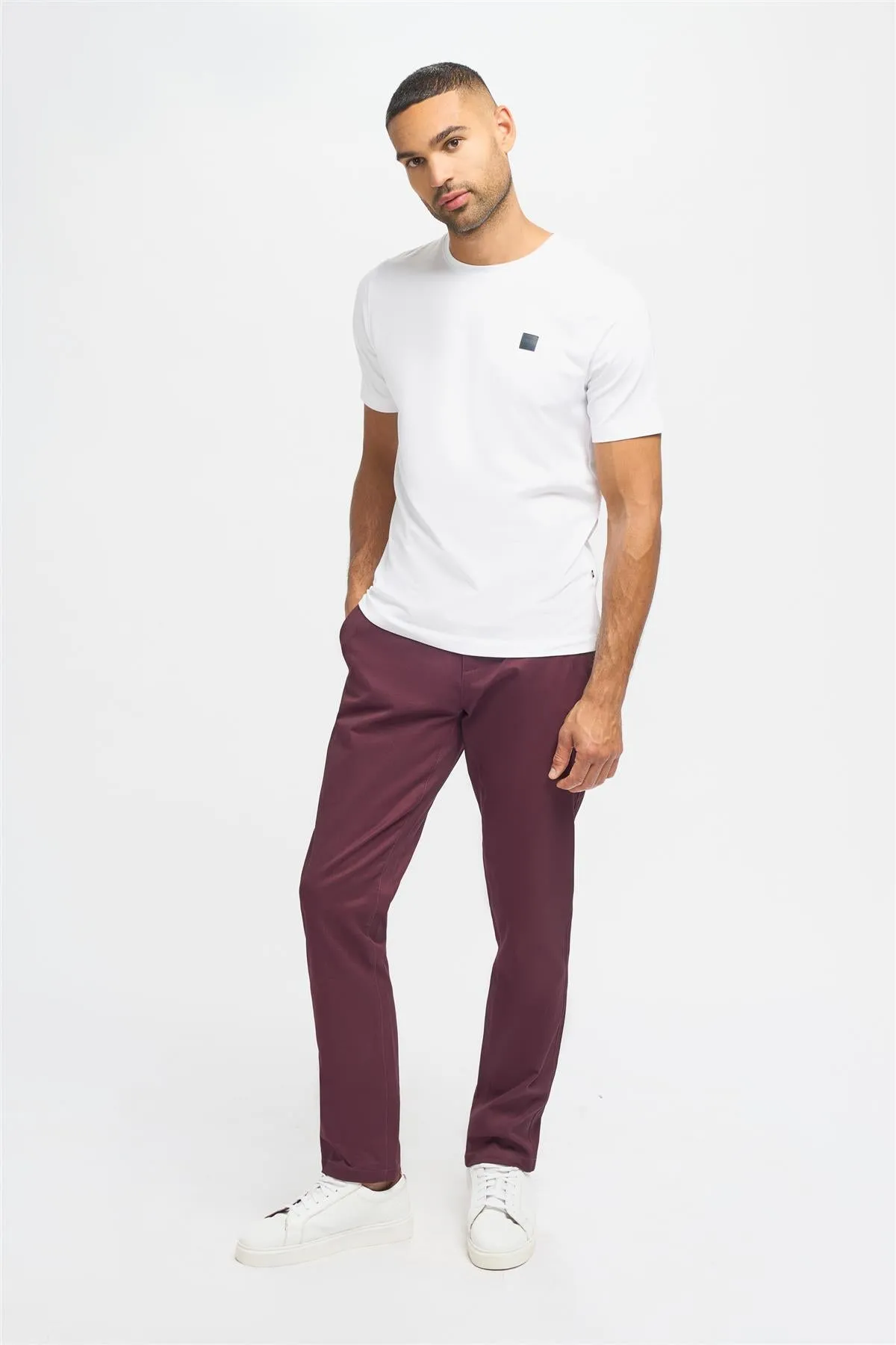 Dakota Wine Chino