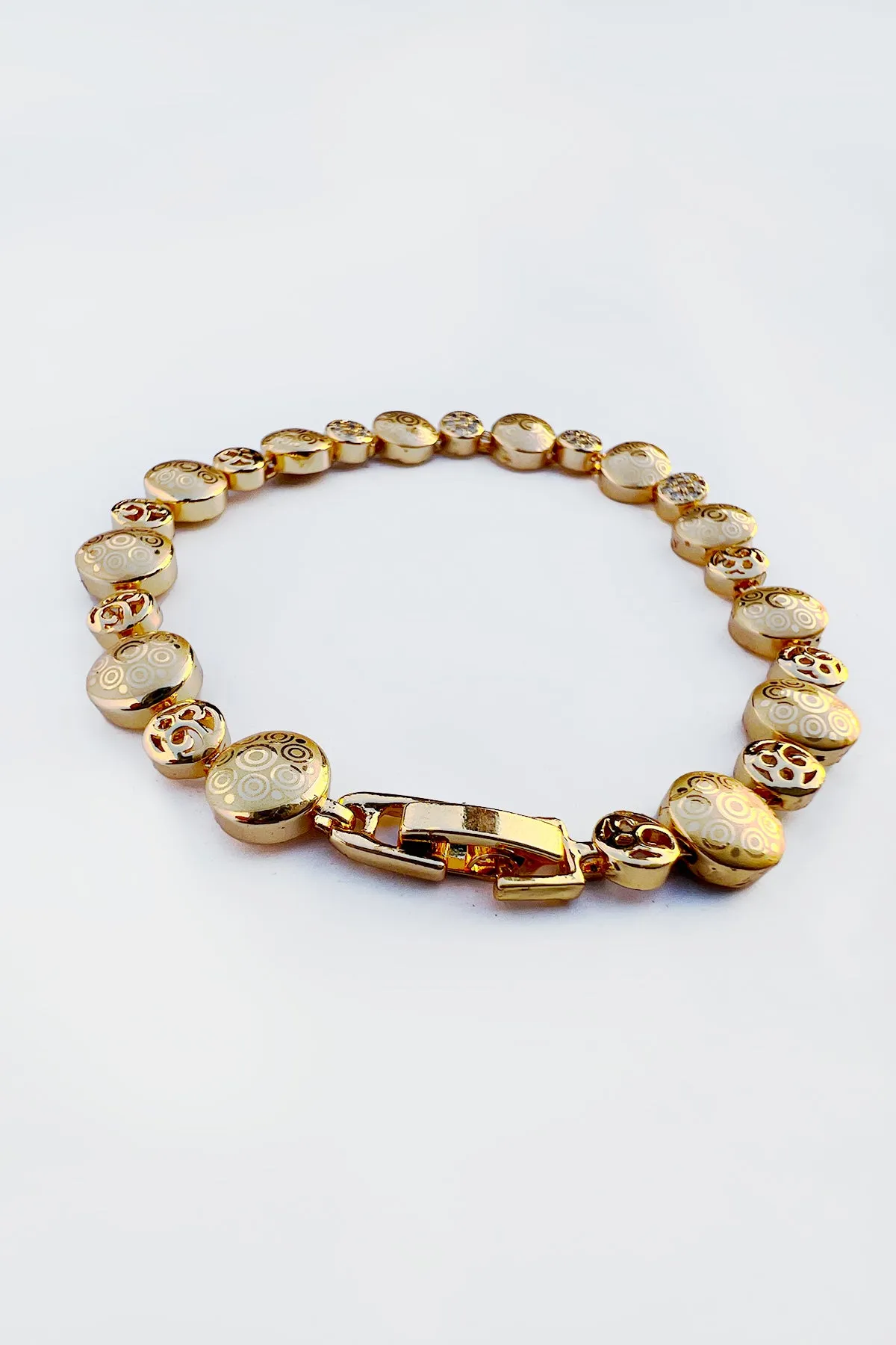 Elegant Lumiere Bracelet - S23 - WJW0021