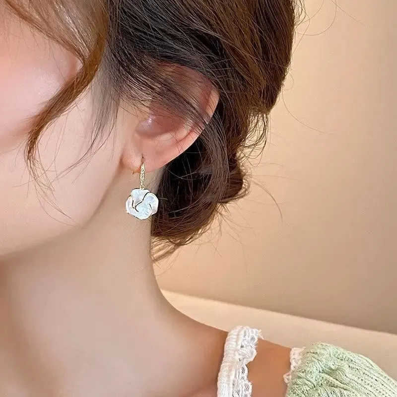 Elegant White Flower Pendant Dangle Sweet Accessories New Earring