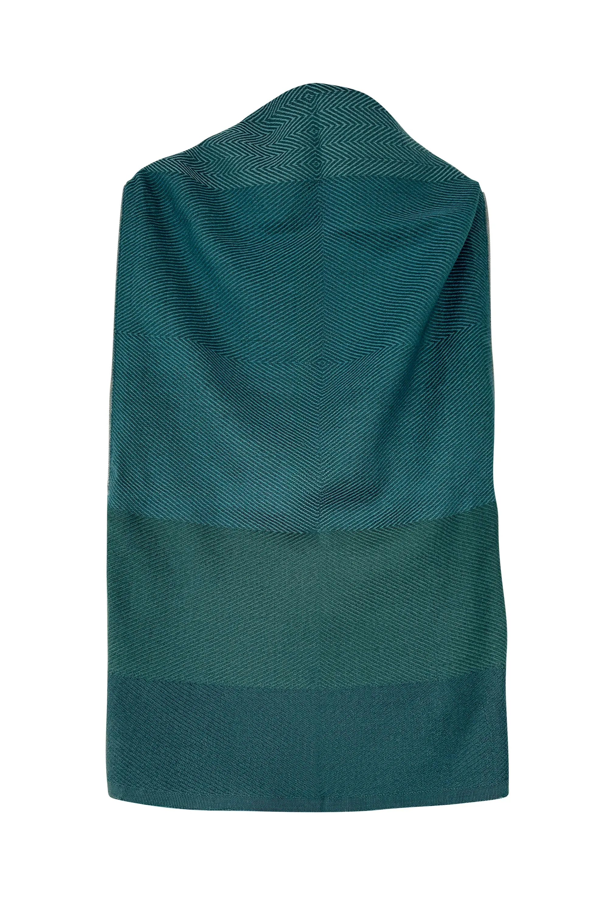 NEW! PETITE Daria Cape Soča