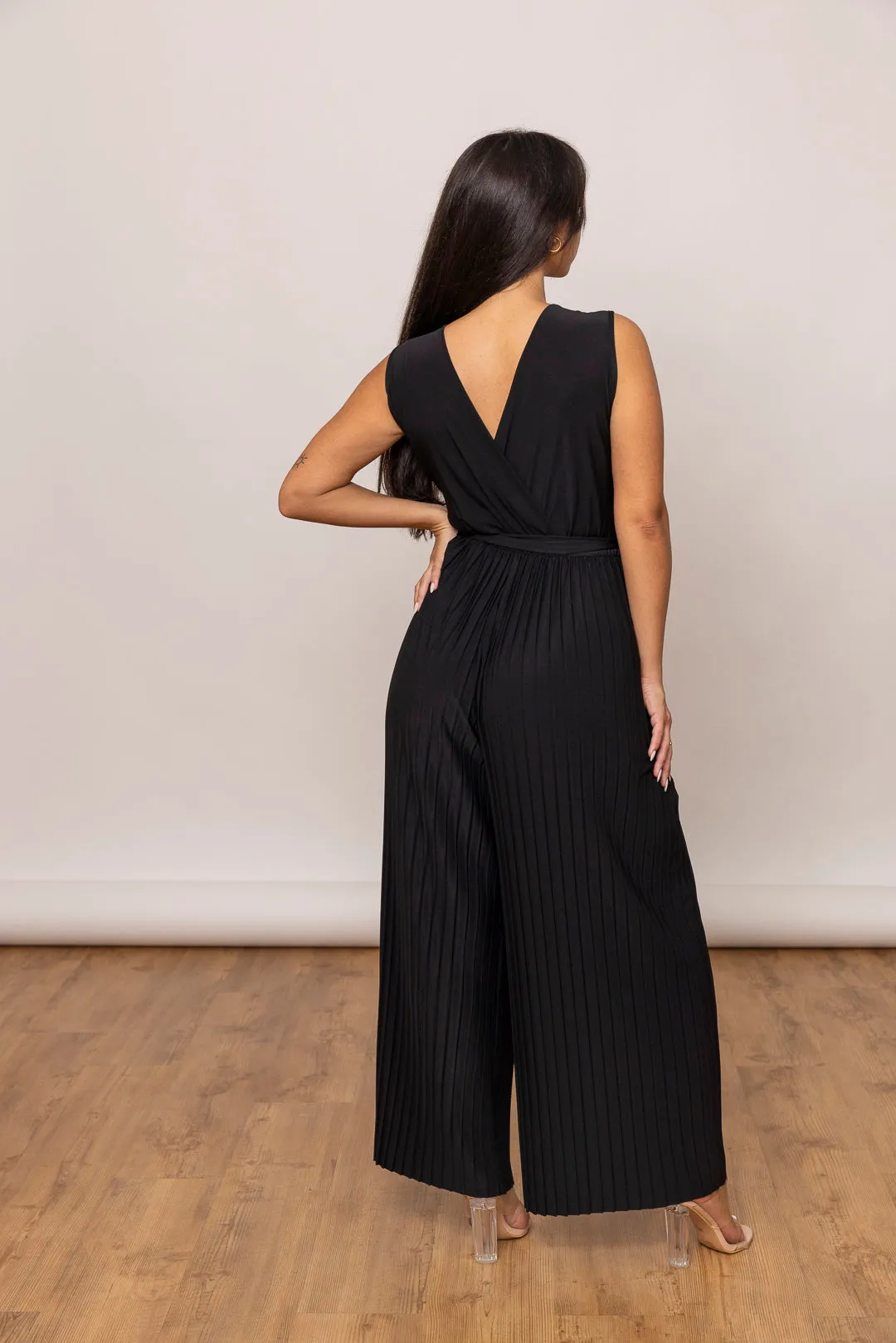 Plissee Jumpsuit mit Bindegürtel