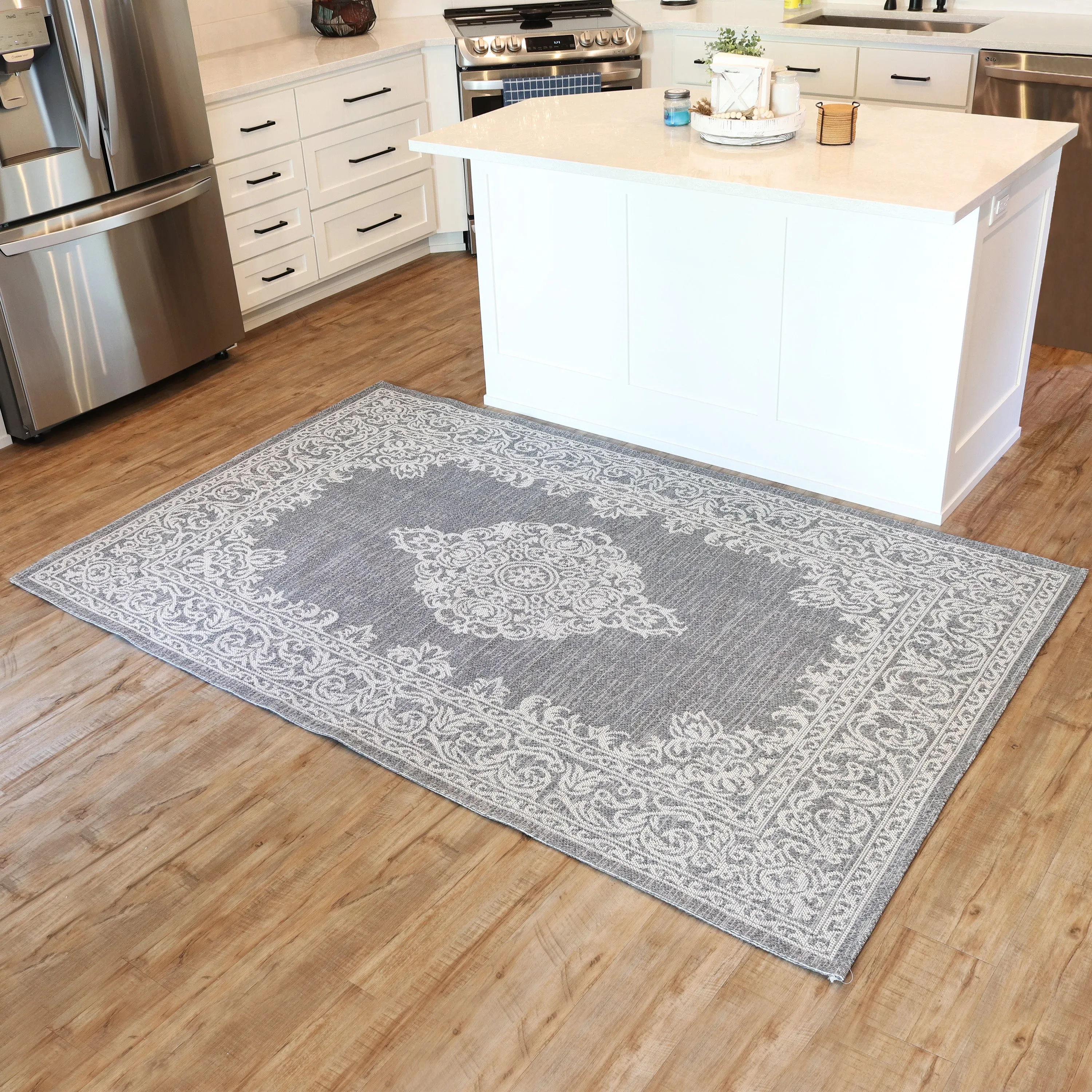 Sunnydaze Indoor Area Rug