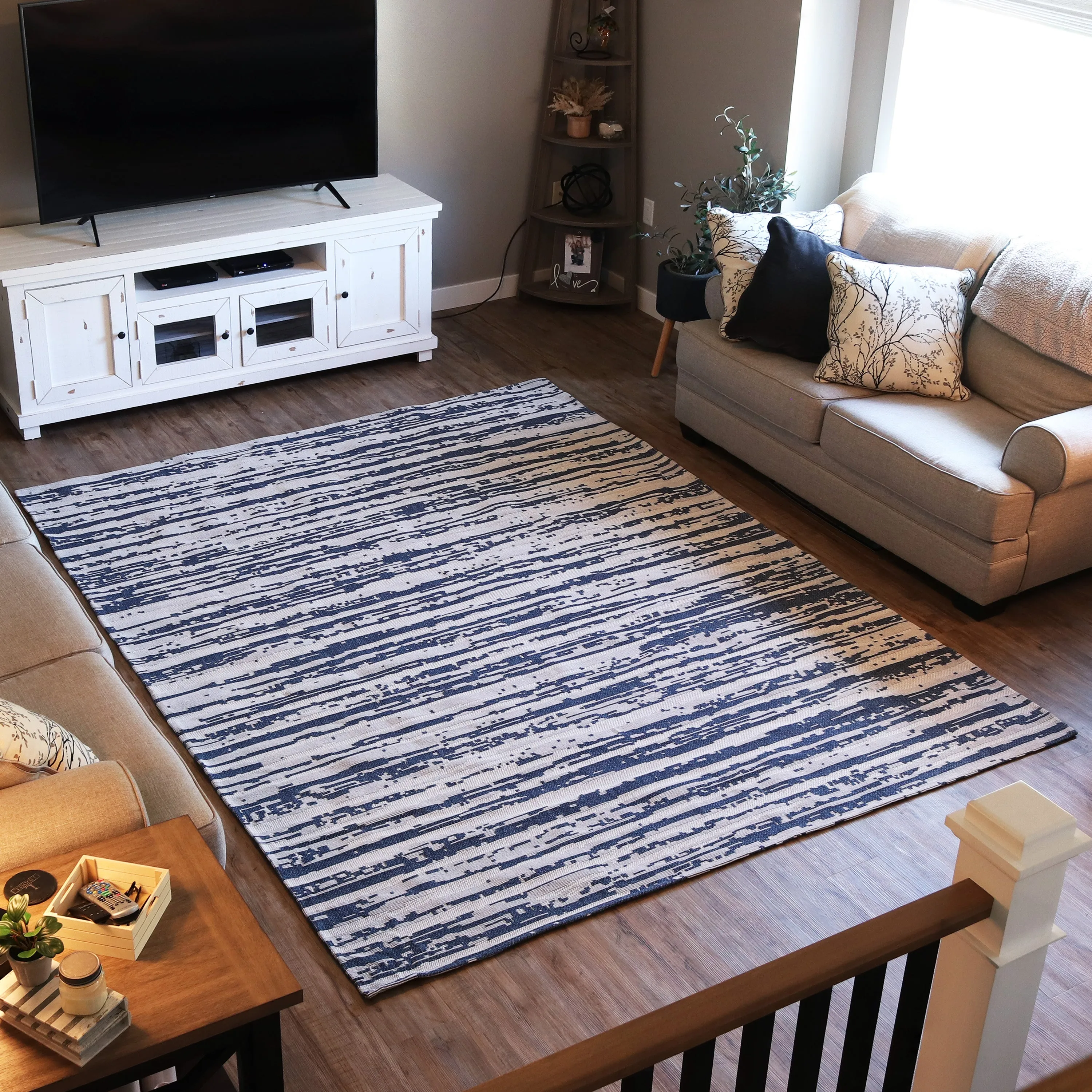 Sunnydaze Indoor Area Rug