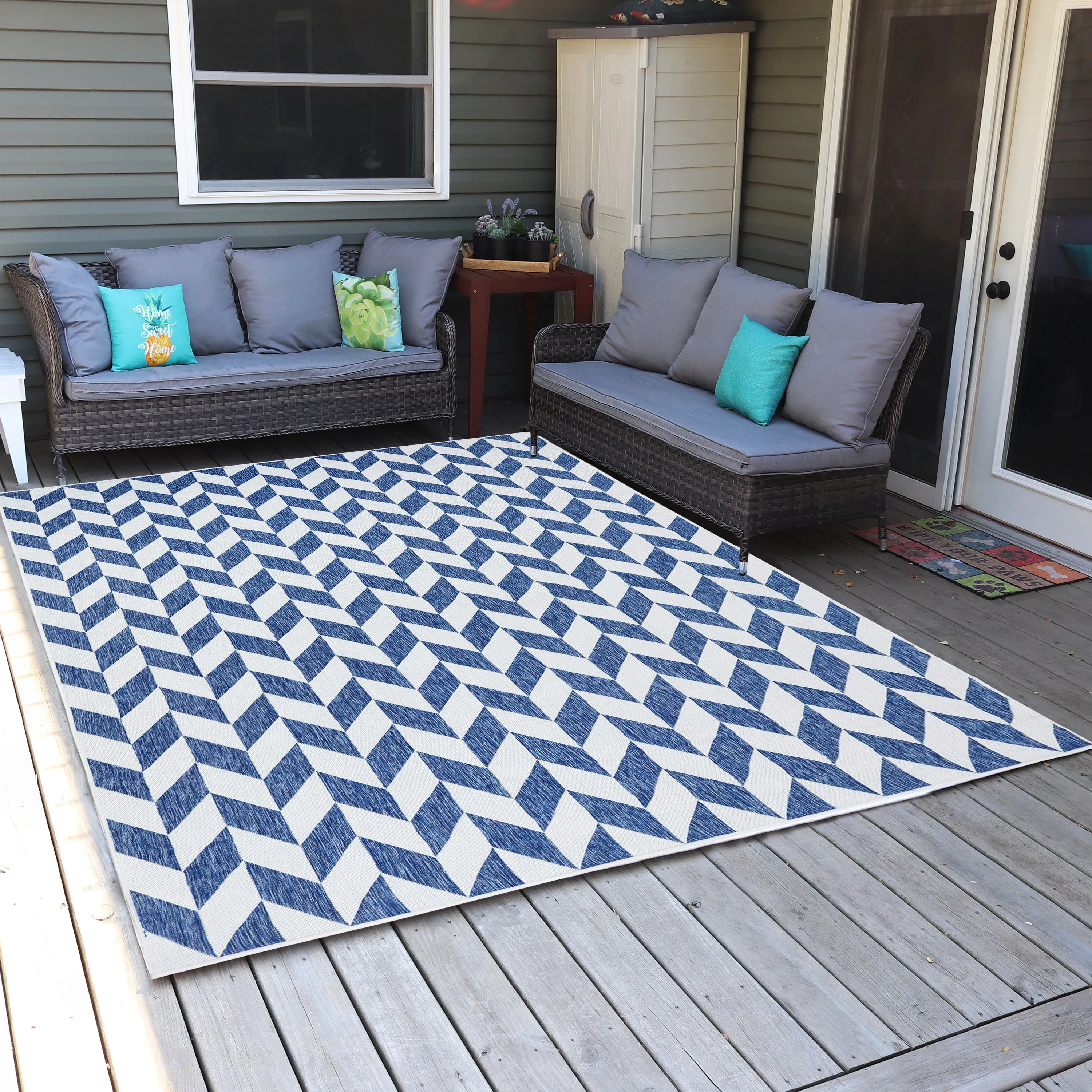 Sunnydaze Indoor or Outdoor Patio Area Rug