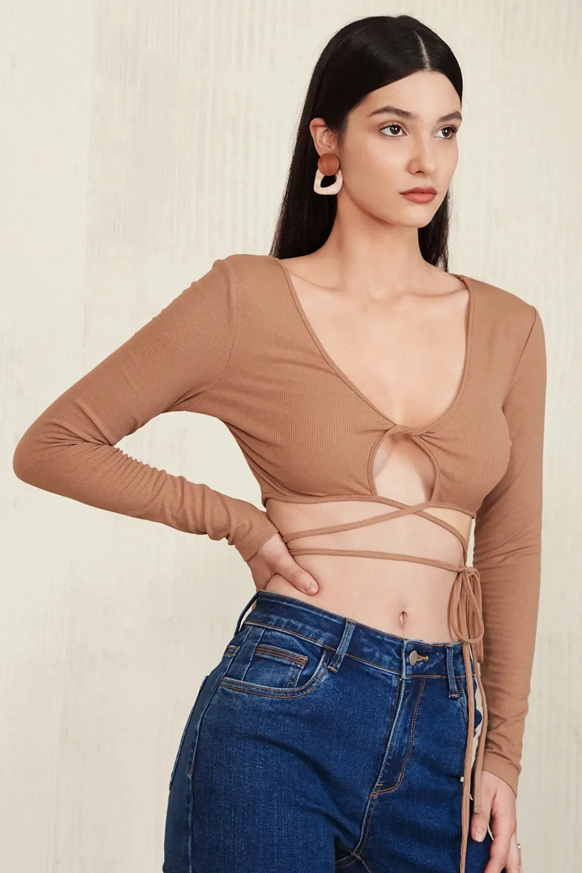 Twist Cut Out Criss Cross Crop Top