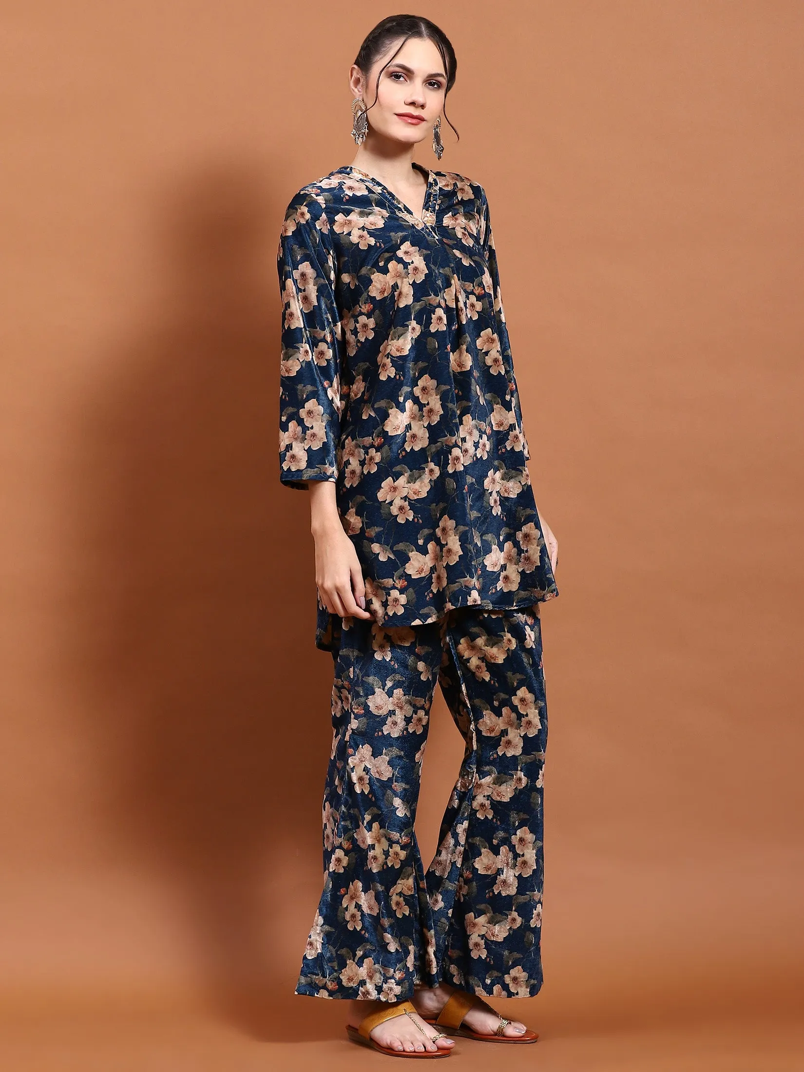 Winter Women Blue Floral Print Co-Ord Set